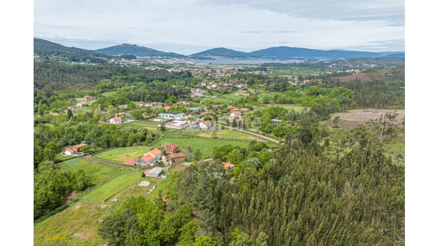 Terreno para Venda em Venade e Azevedo Foto 24