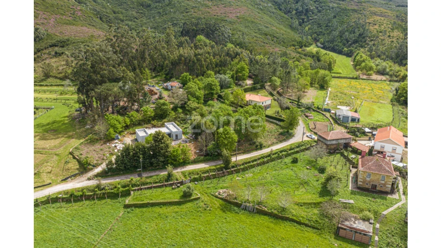 Terreno para Venda em Venade e Azevedo Foto 28