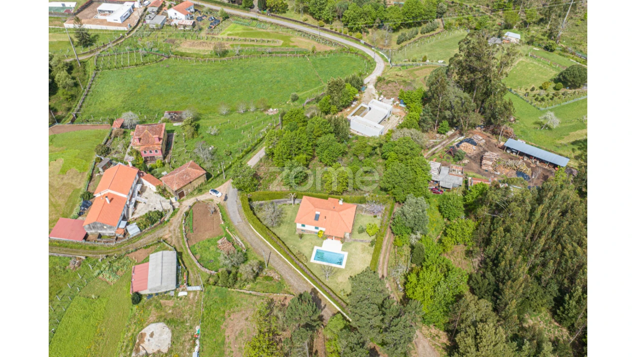 Terreno para Venda em Venade e Azevedo Foto 3