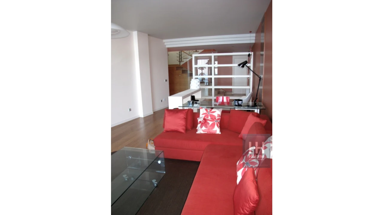 Moradia T3 para Venda em Caniço Foto 12