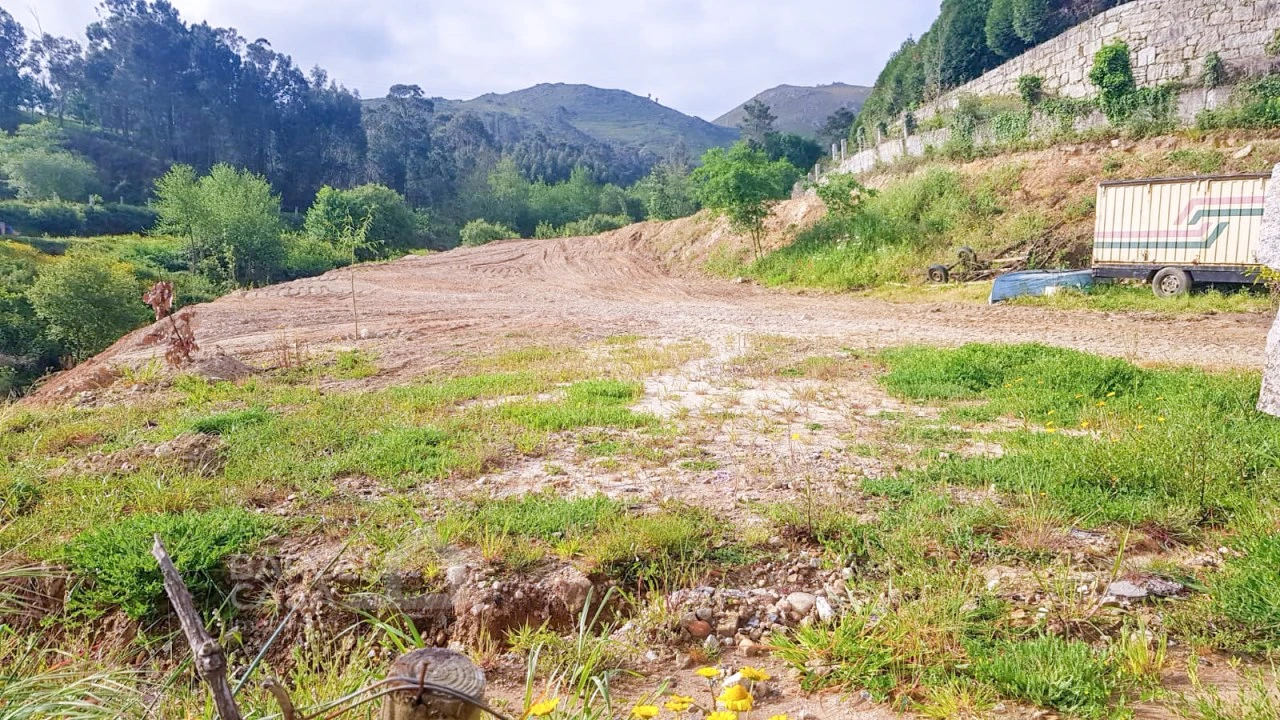 Terreno para Venda em Verdoejo Foto 11