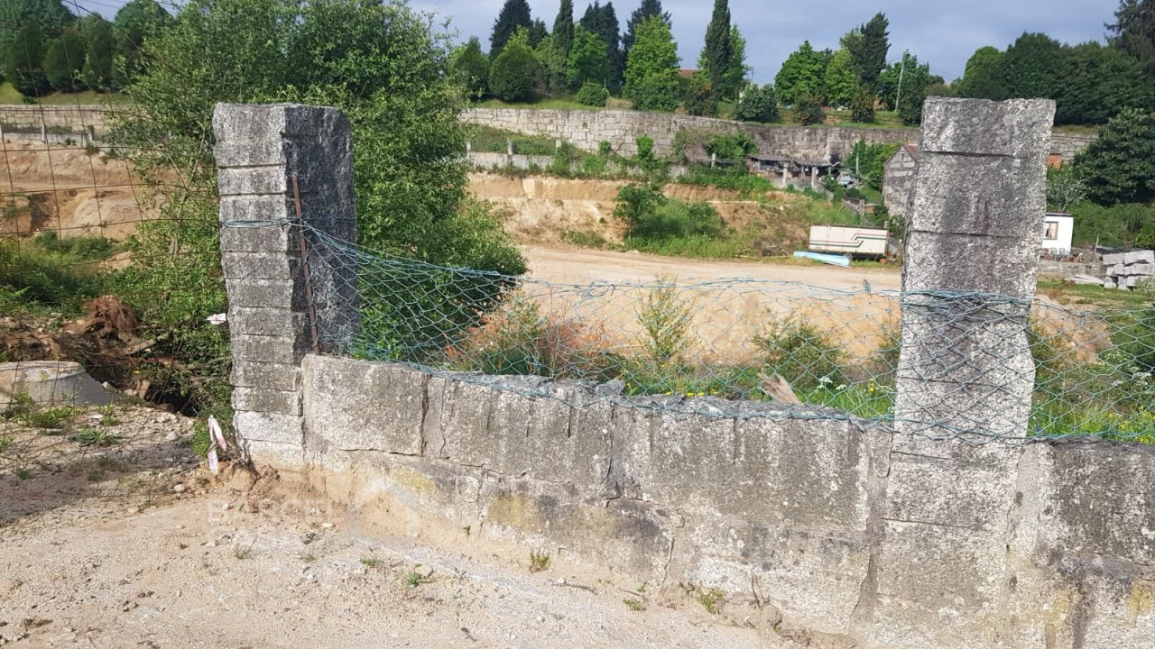 Terreno para Venda em Verdoejo Foto 30