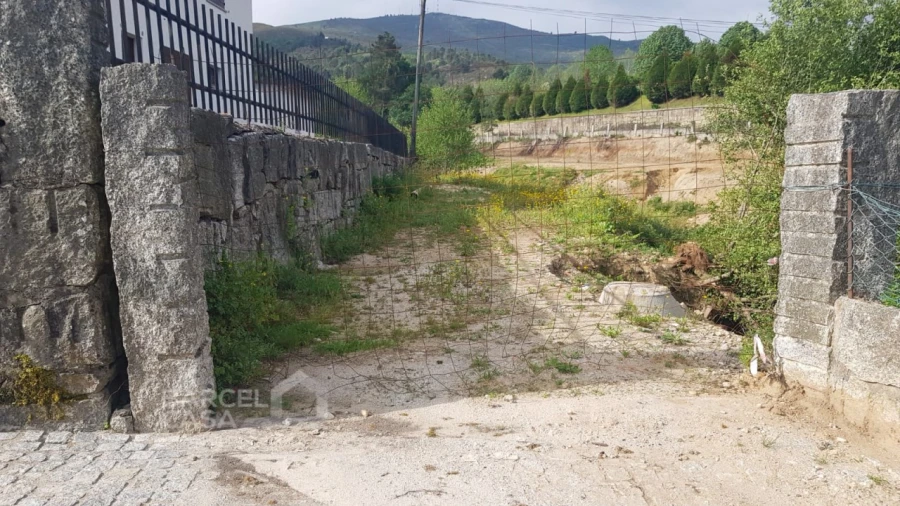 Terreno para Venda em Verdoejo Foto 31