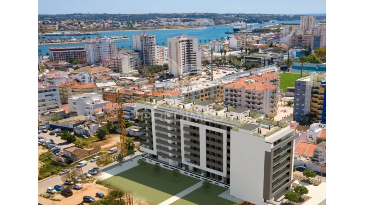 Apartamento T3 para Venda em Portimão Foto 10
