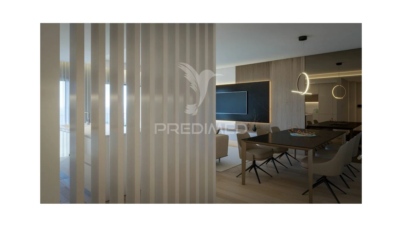 Apartamento T3 para Venda em Portimão Foto 4