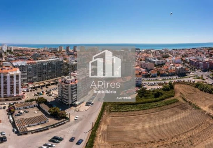 Terreno para Venda em Caparica e Trafaria Foto 13