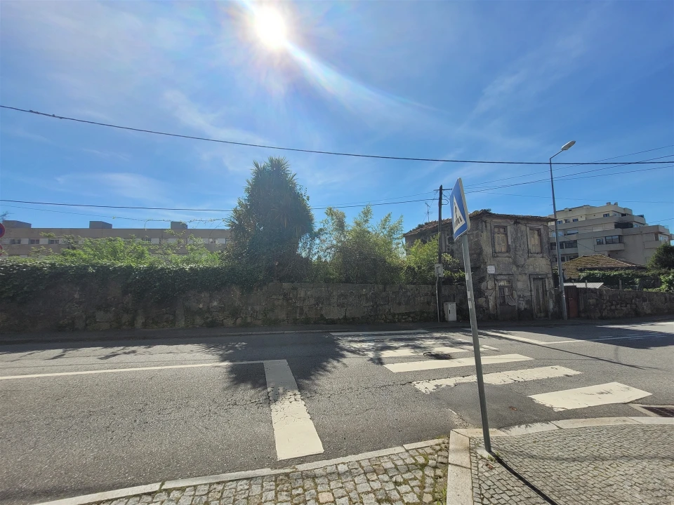 Terreno para Venda em Custóias, Leça do Balio e Guifões Foto 2