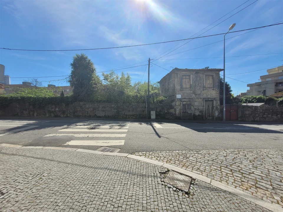 Terreno para Venda em Custóias, Leça do Balio e Guifões Foto 1