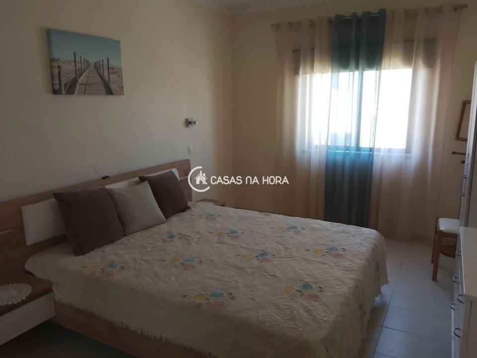 Apartamento T1 para Venda em Alvor Foto 3