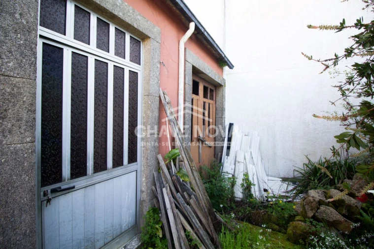 Quinta T3 para Venda em Argoncilhe Foto 14