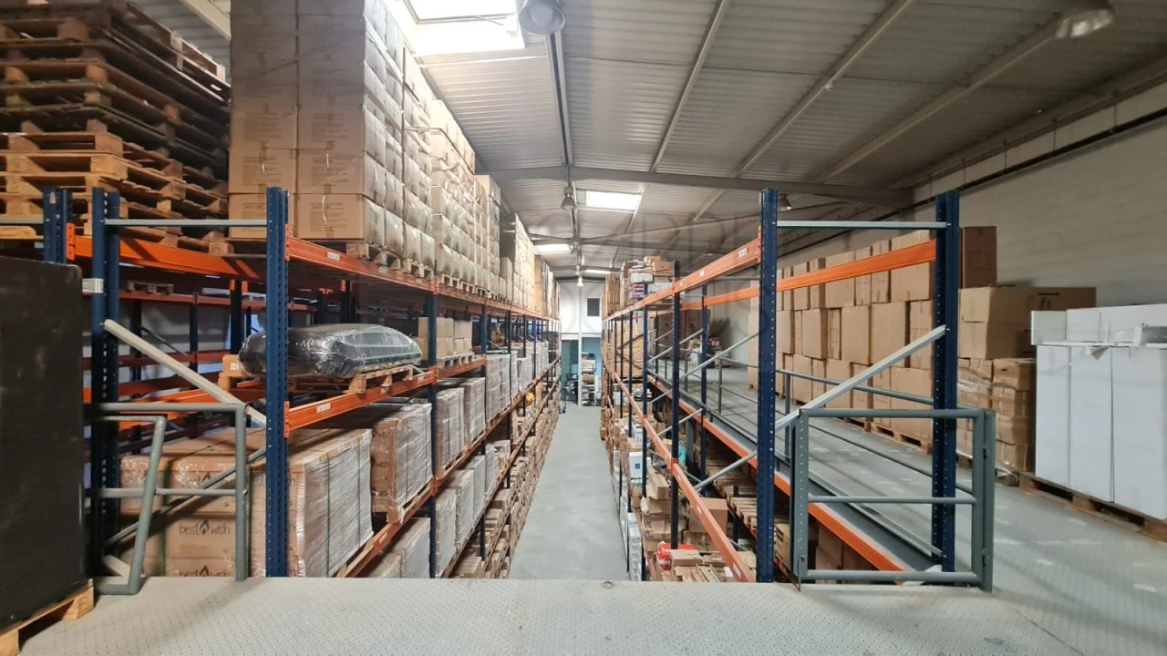 Armazém para Venda em Alverca do Ribatejo e Sobralinho Foto 17