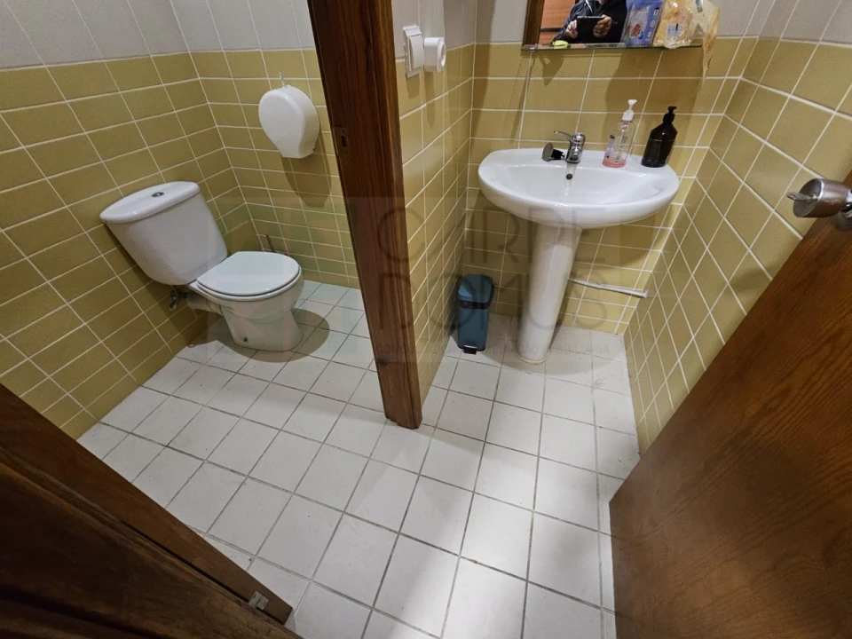 Armazém para Venda em Alverca do Ribatejo e Sobralinho Foto 11