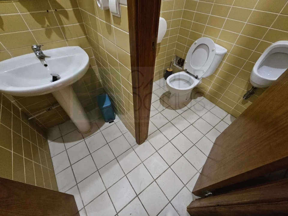 Armazém para Venda em Alverca do Ribatejo e Sobralinho Foto 12