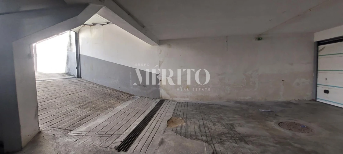 Garagem para Venda em Póvoa de Varzim, Beiriz e Argivai Foto 3