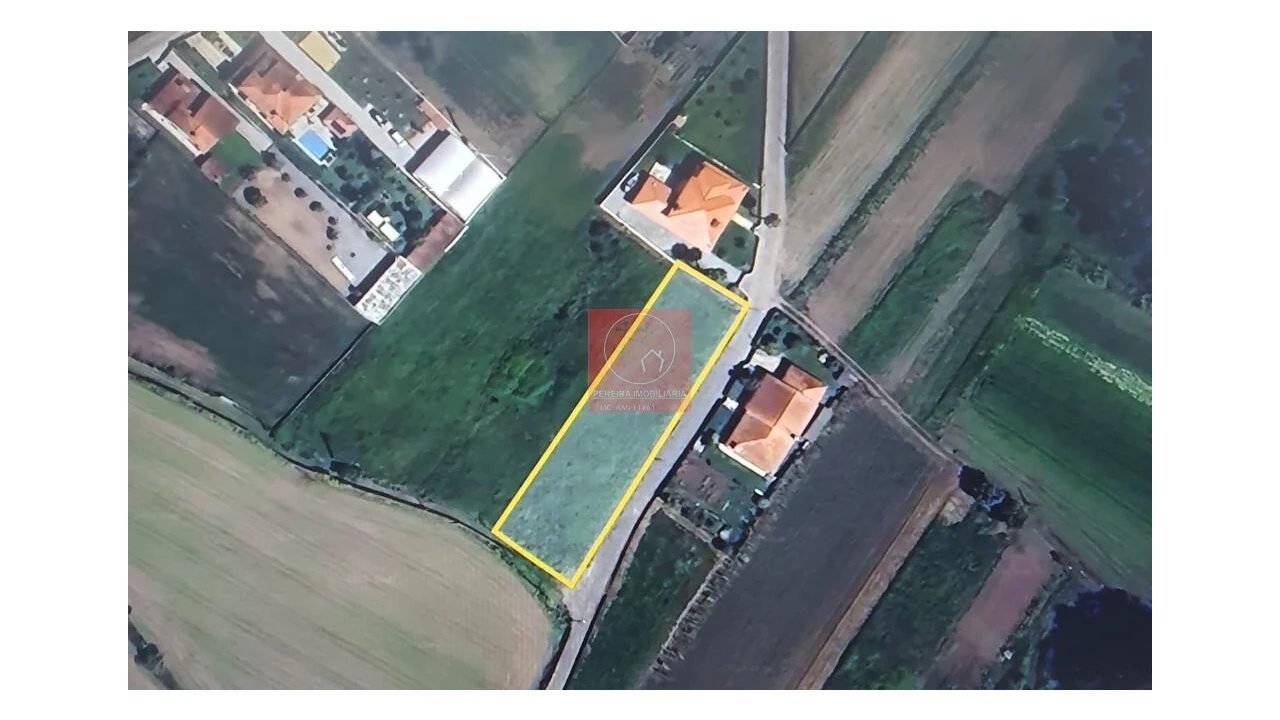 Terreno para Venda em Gemeses Foto 12