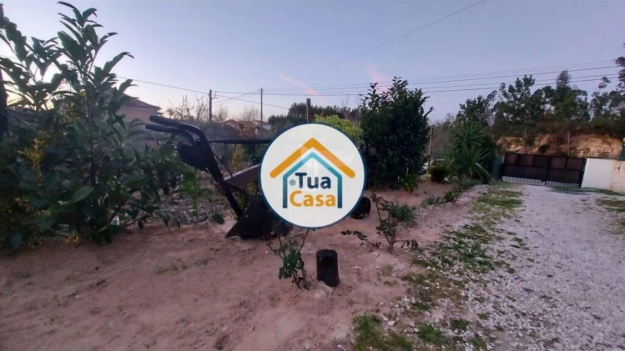 Moradia T3 para Venda em Ourentã Foto 65