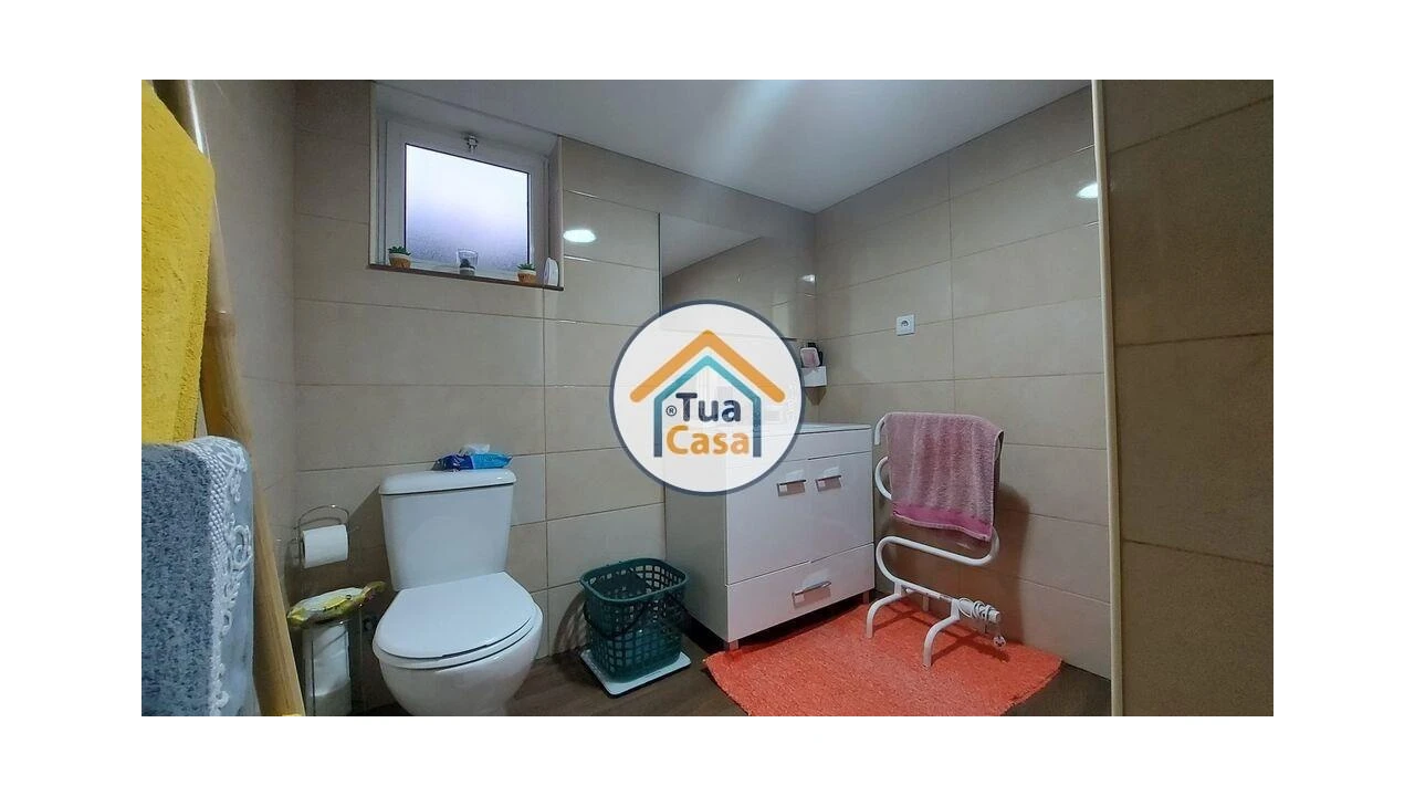 Moradia T3 para Venda em Ourentã Foto 35