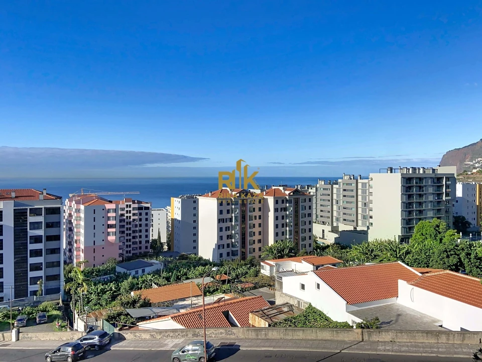 Apartamento T2 para Venda em São Martinho Foto 12