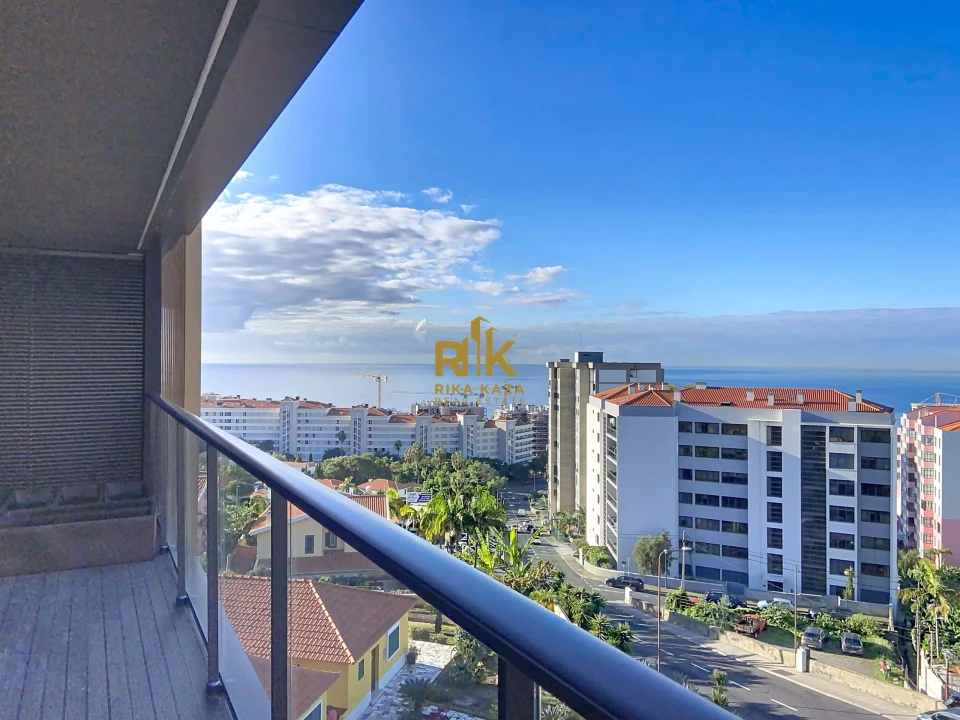 Apartamento T2 para Venda em São Martinho Foto 1