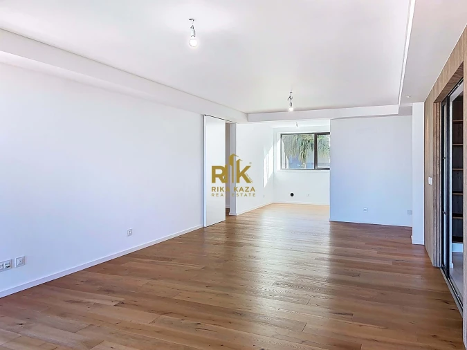 Apartamento T2 para Venda em São Martinho Foto 9