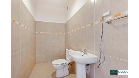 Apartamento T4 para Venda em Charneca de Caparica e Sobreda