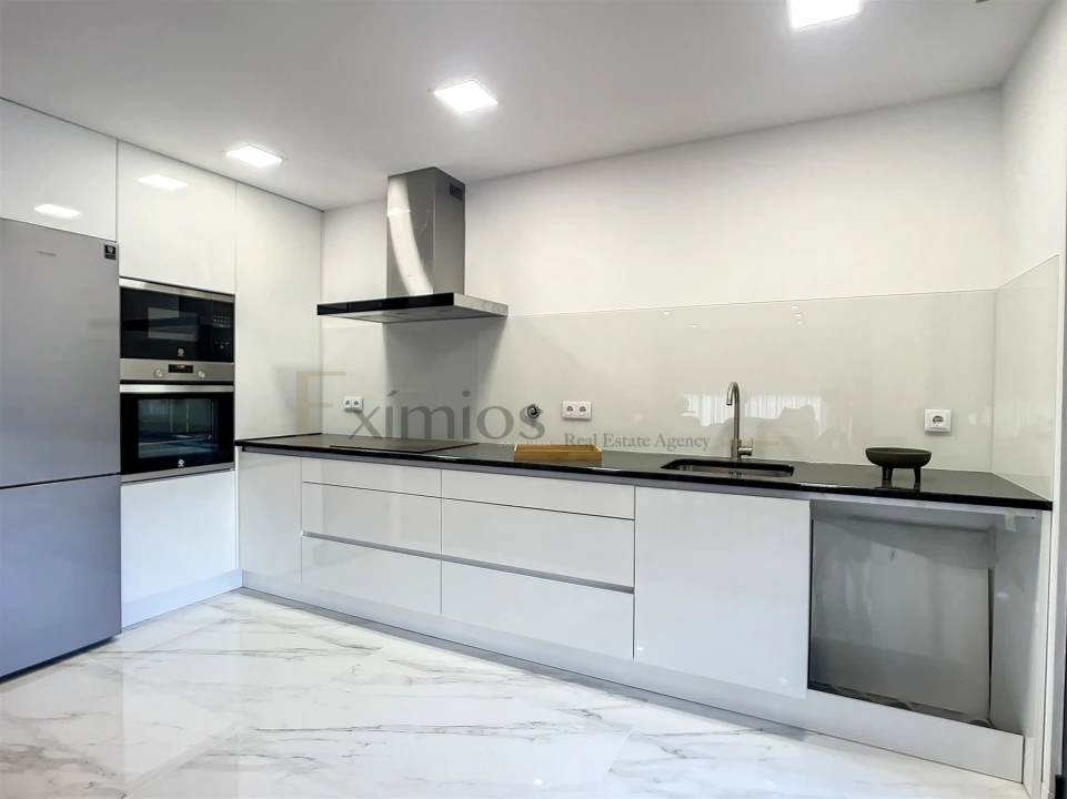 Apartamento T4 para Venda em Póvoa de Varzim, Beiriz e Argivai Foto 6