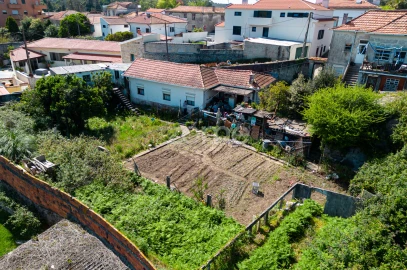 Moradia T4 para Venda em Mafamude e Vilar do Paraíso