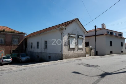 Moradia T4 para Venda em Mafamude e Vilar do Paraíso