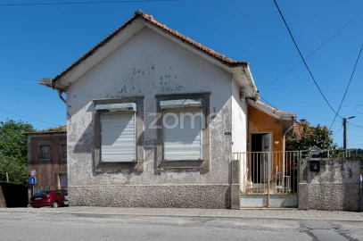 Moradia T4 para Venda em Mafamude e Vilar do Paraíso