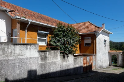 Moradia T4 para Venda em Mafamude e Vilar do Paraíso