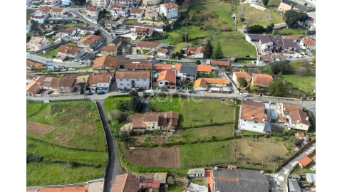Terreno para Venda em Vila de Cucujães
