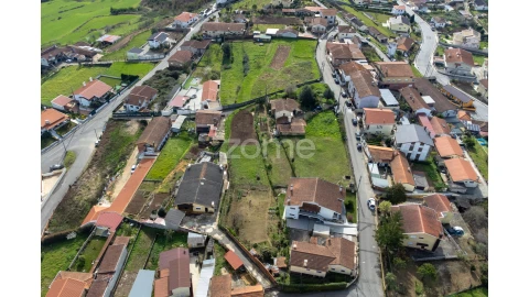 Terreno para Venda em Vila de Cucujães