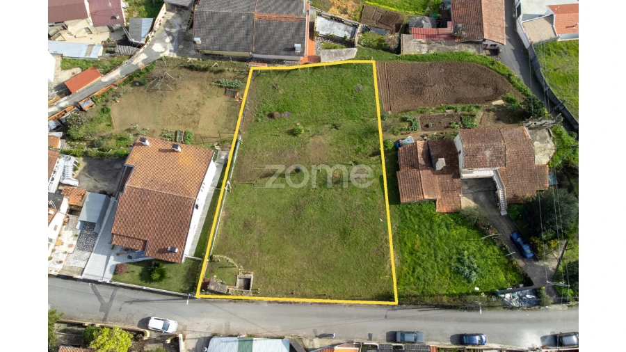 Terreno para Venda em Vila de Cucujães