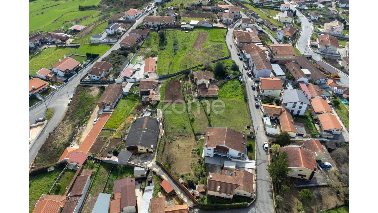 Terreno para Venda em Vila de Cucujães Foto 14