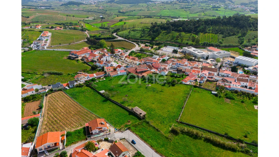 Moradia T5 para Venda em Freiria Foto 9