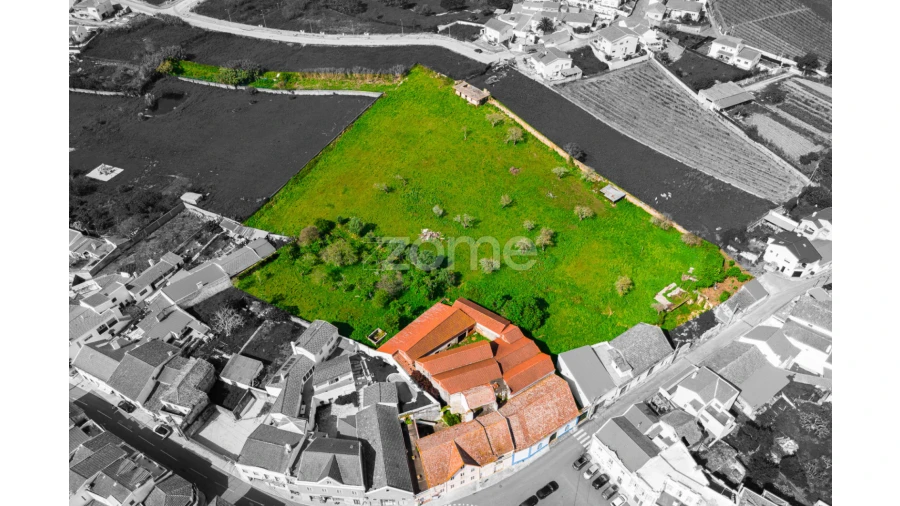 Moradia T5 para Venda em Freiria Foto 1