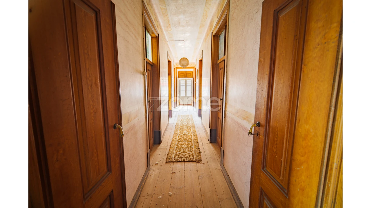 Moradia T5 para Venda em Freiria Foto 24