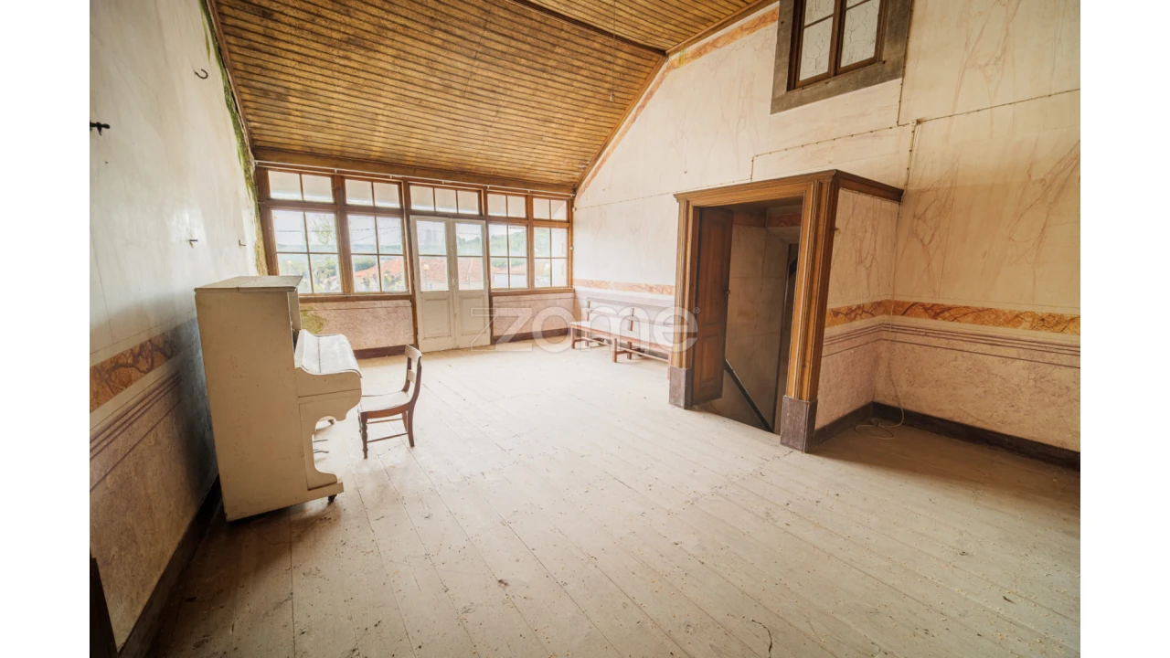 Moradia T5 para Venda em Freiria Foto 28