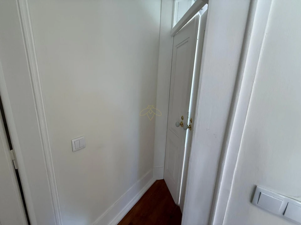 Apartamento T1 para Arrendamento em Misericórdia Foto 24