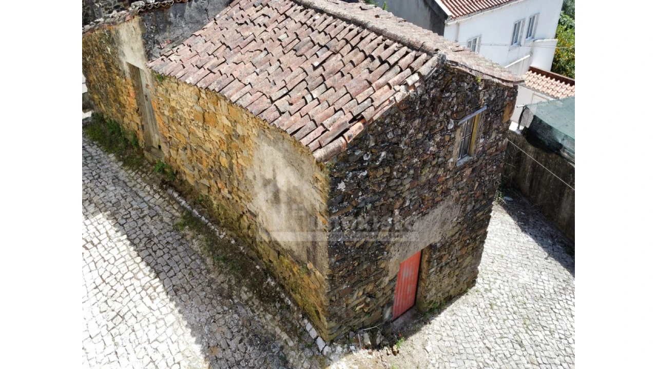 Moradia T1 para Venda em Campelo Foto 1