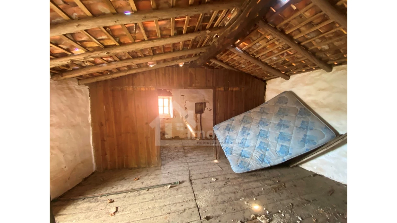 Moradia T1 para Venda em Campelo Foto 12