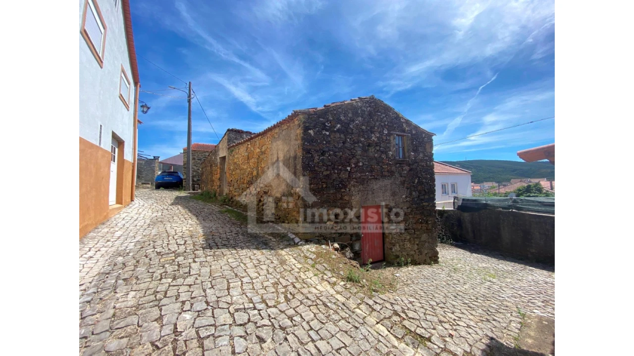 Moradia T1 para Venda em Campelo Foto 17