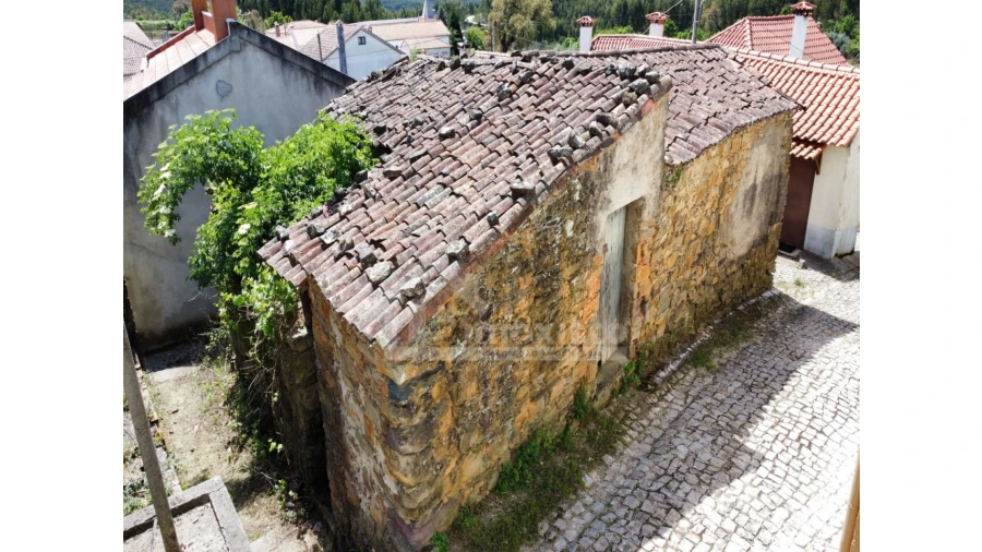 Moradia T1 para Venda em Campelo Foto 2