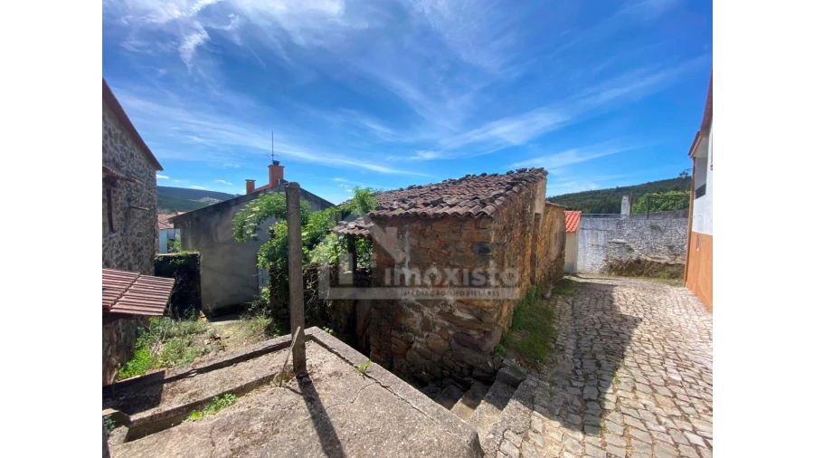 Moradia T1 para Venda em Campelo Foto 6