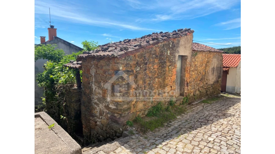 Moradia T1 para Venda em Campelo Foto 8