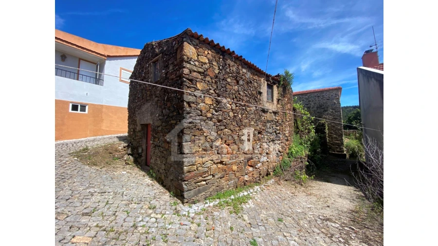 Moradia T1 para Venda em Campelo Foto 15