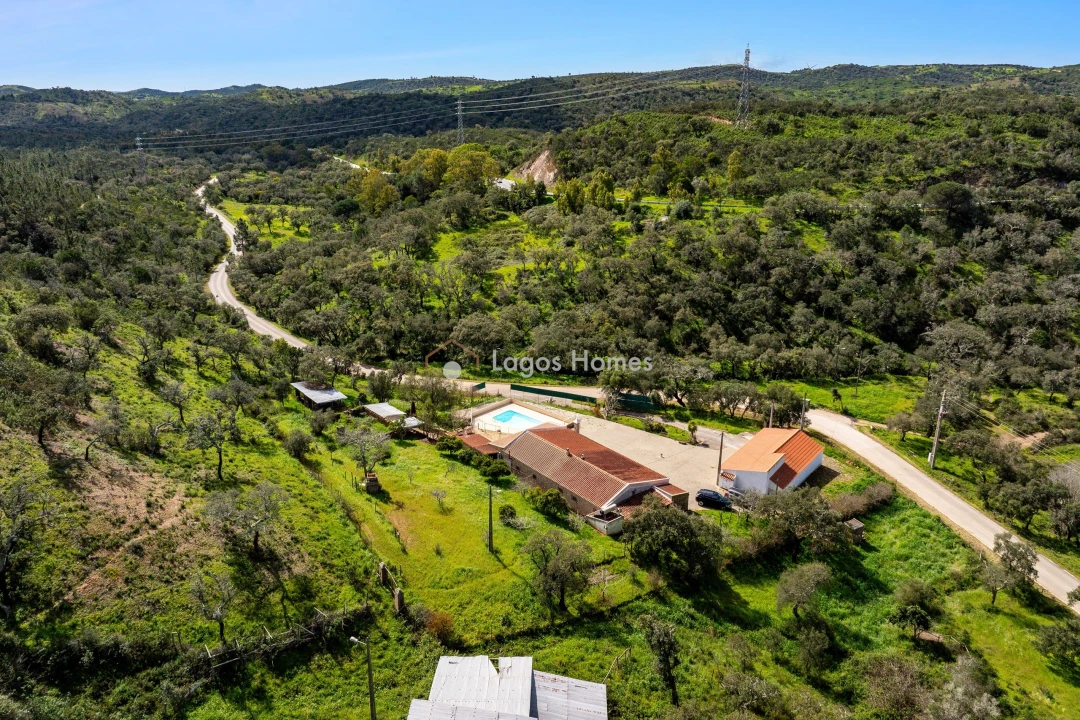 Moradia T6 para Venda em Lagos (São Sebastião e Santa Maria) Foto 29