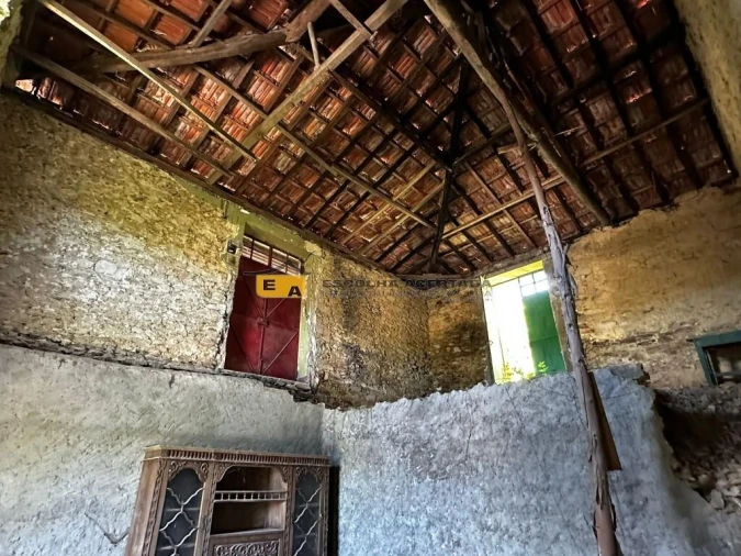 Moradia T3 para Venda em Folgosa Foto 5