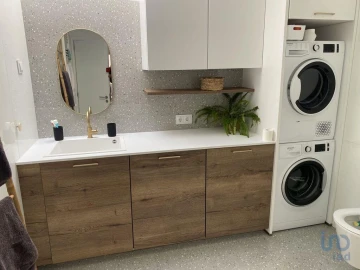 Apartamento T3 para Venda em Lordelo do Ouro e Massarelos