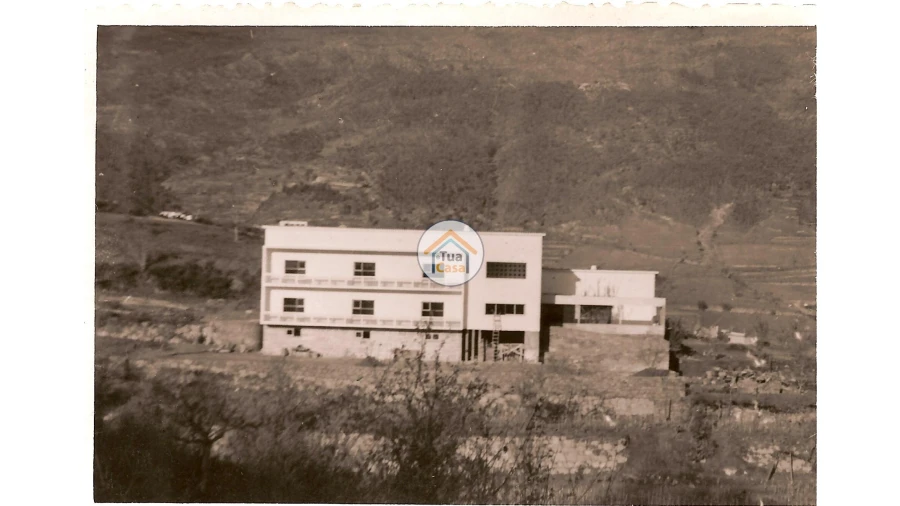 Quinta T5 para Venda em Cepões, Meijinhos e Melcões Foto 10